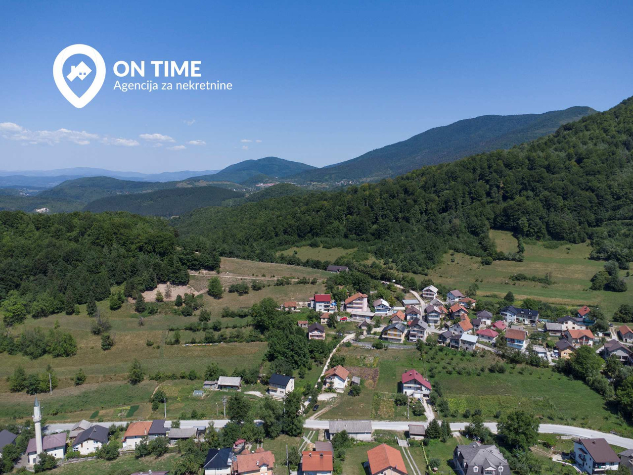 ON TIME prodaje: Vikendica sa zemljištem Pazarić 5