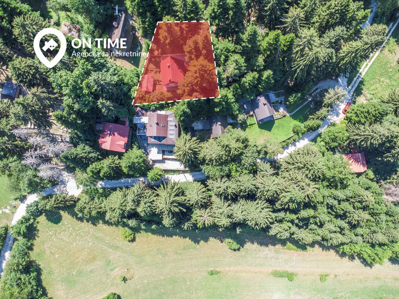 ON TIME prodaje: Vikendica sa zemljištem Pazarić 6