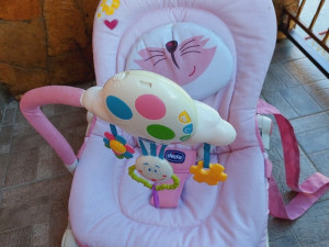 LEZALJKA LJULJASKA Za Bebe  CHICCO  baloon  0-18 KG MISS PINK