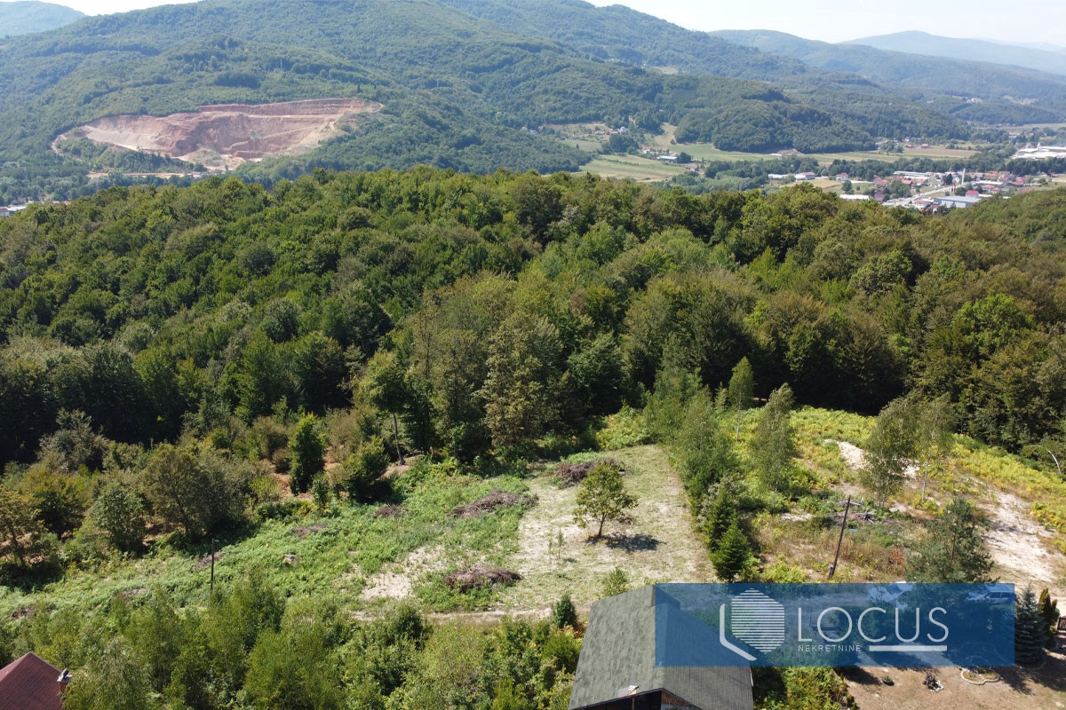 LOCUS: Parcela površine 610m2, Buhotina, Kobiljača 5