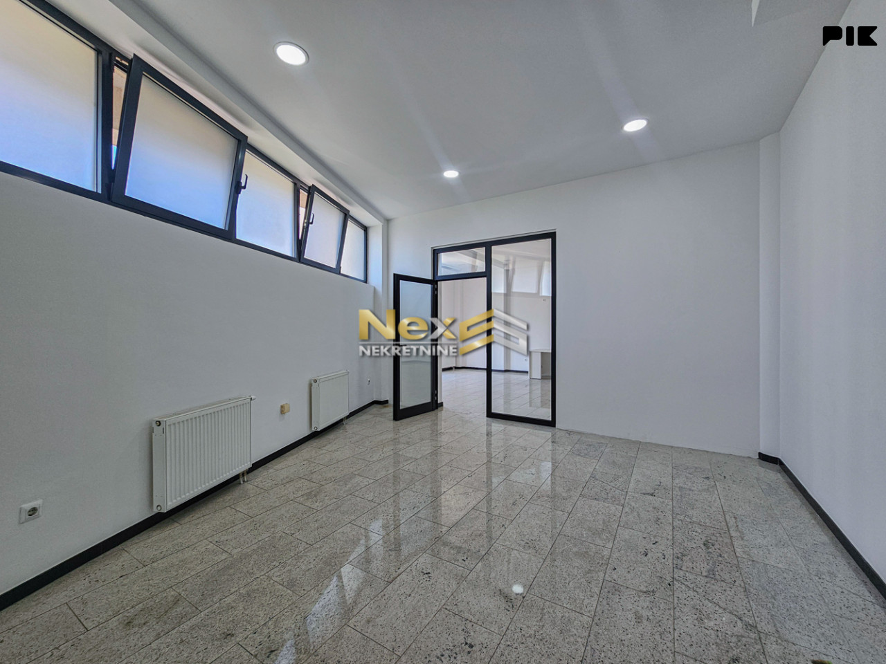 Višenamjenski poslovni prostor Stup/Ilidža 300 m2 18