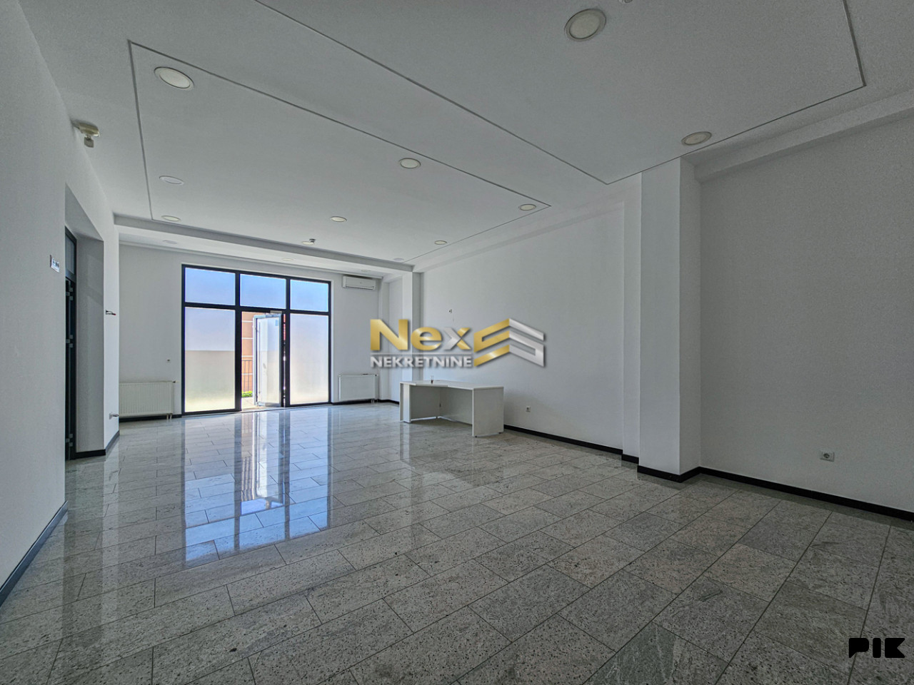 Višenamjenski poslovni prostor Stup/Ilidža 300 m2 14