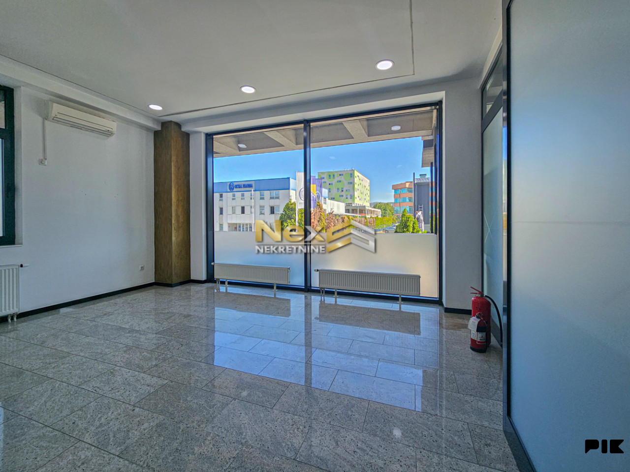 Višenamjenski poslovni prostor Stup/Ilidža 300 m2 23