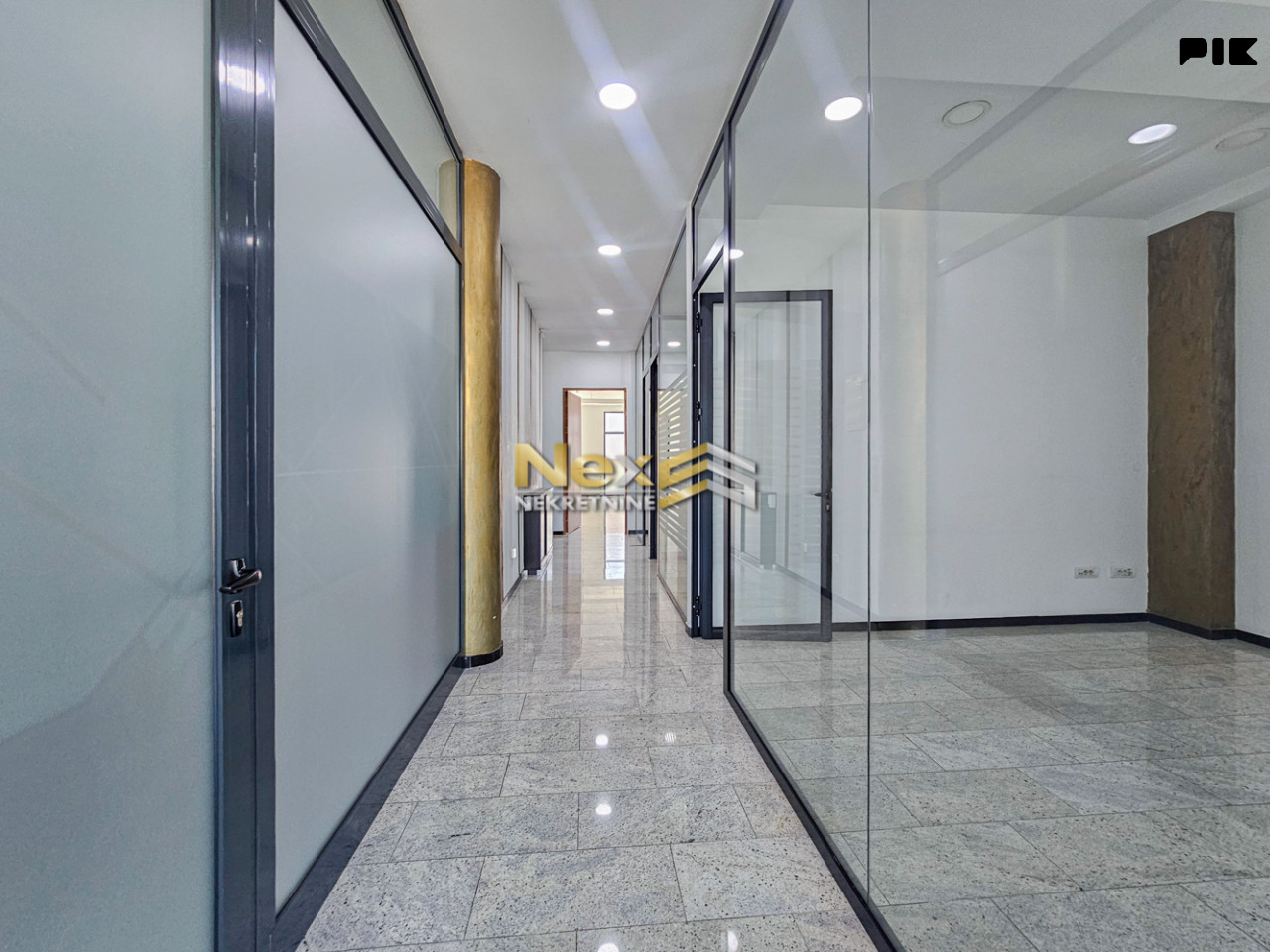 Višenamjenski poslovni prostor Stup/Ilidža 300 m2 13