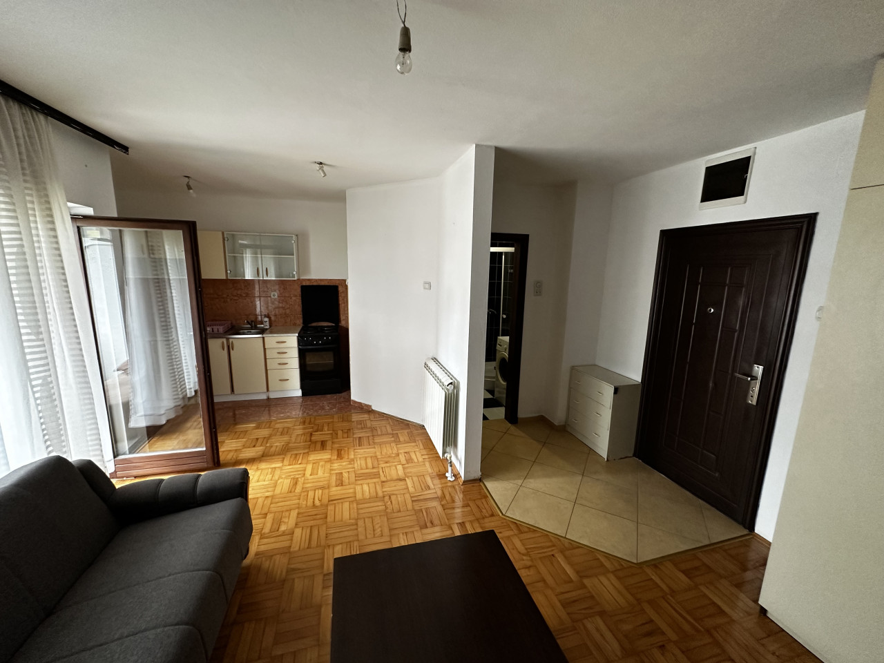 Namještena garsonjera - ADA - 32 m2 4