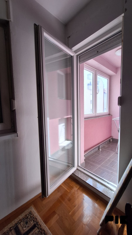 Garsonjera, Dobrinja 1, Istočno Sarajevo 7