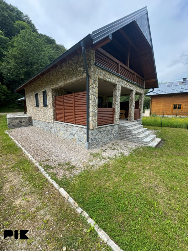 Vikendica Lohovo