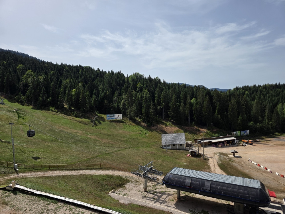 Prodaja trosoban app ski centar Ravna Planina 11