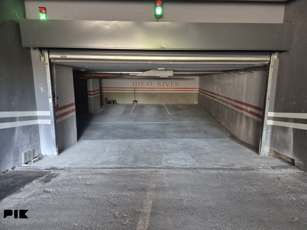 Garaža garažno mjesto 19m2 ostava 8m2 strogi centar Banja Luka 3