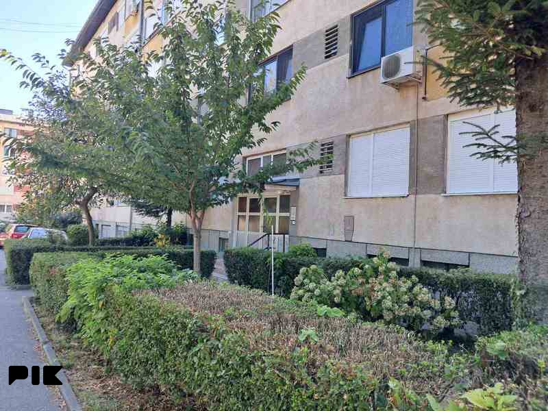 Renoviran dvosoban stan Banja Luka 35m2 Obilićevo 8