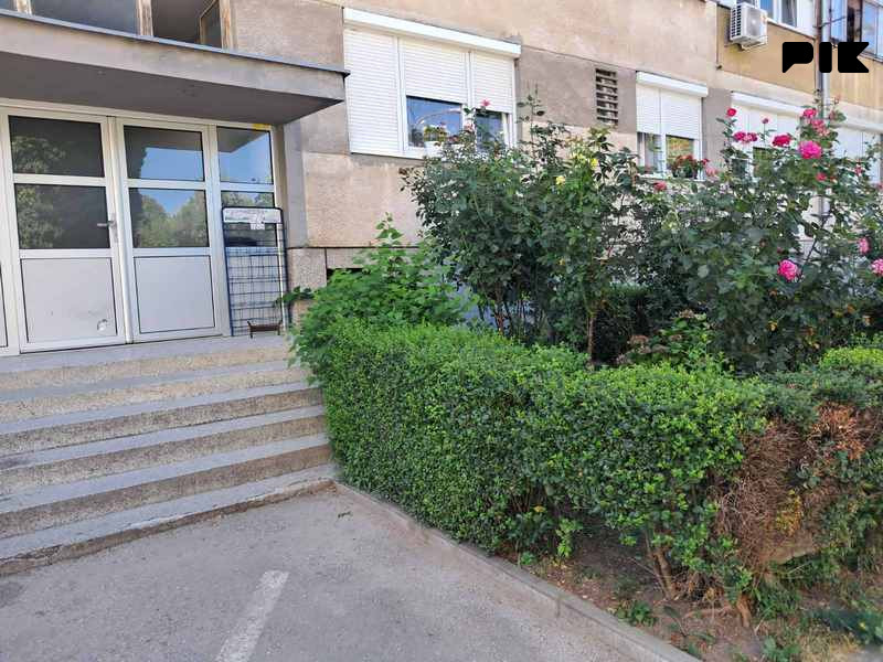 Renoviran dvosoban stan Banja Luka 35m2 Obilićevo 9
