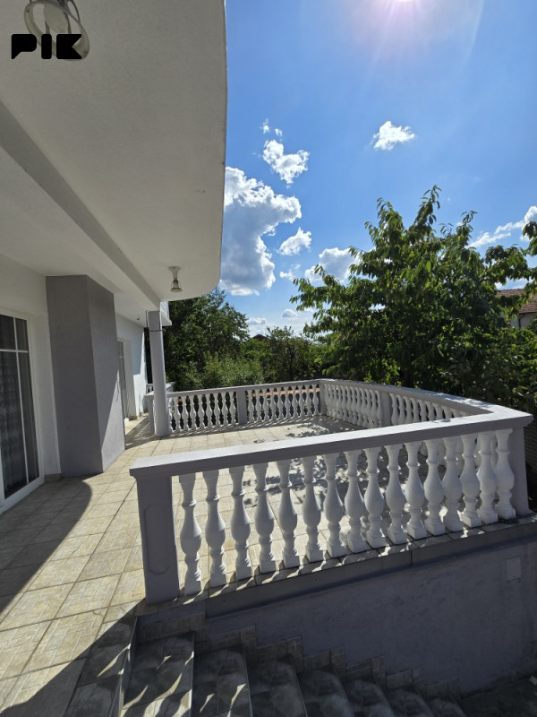 Kuća Bijeljina 240m2 2