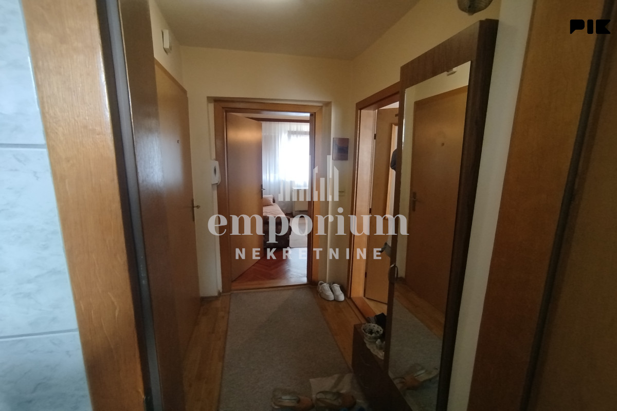 Jednoiposoban stan površine 35m2 na I spratu ID: 2791/IP 5