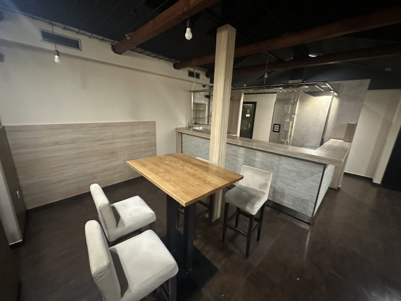 Poslovni prostor - Centar - 150 m2 2