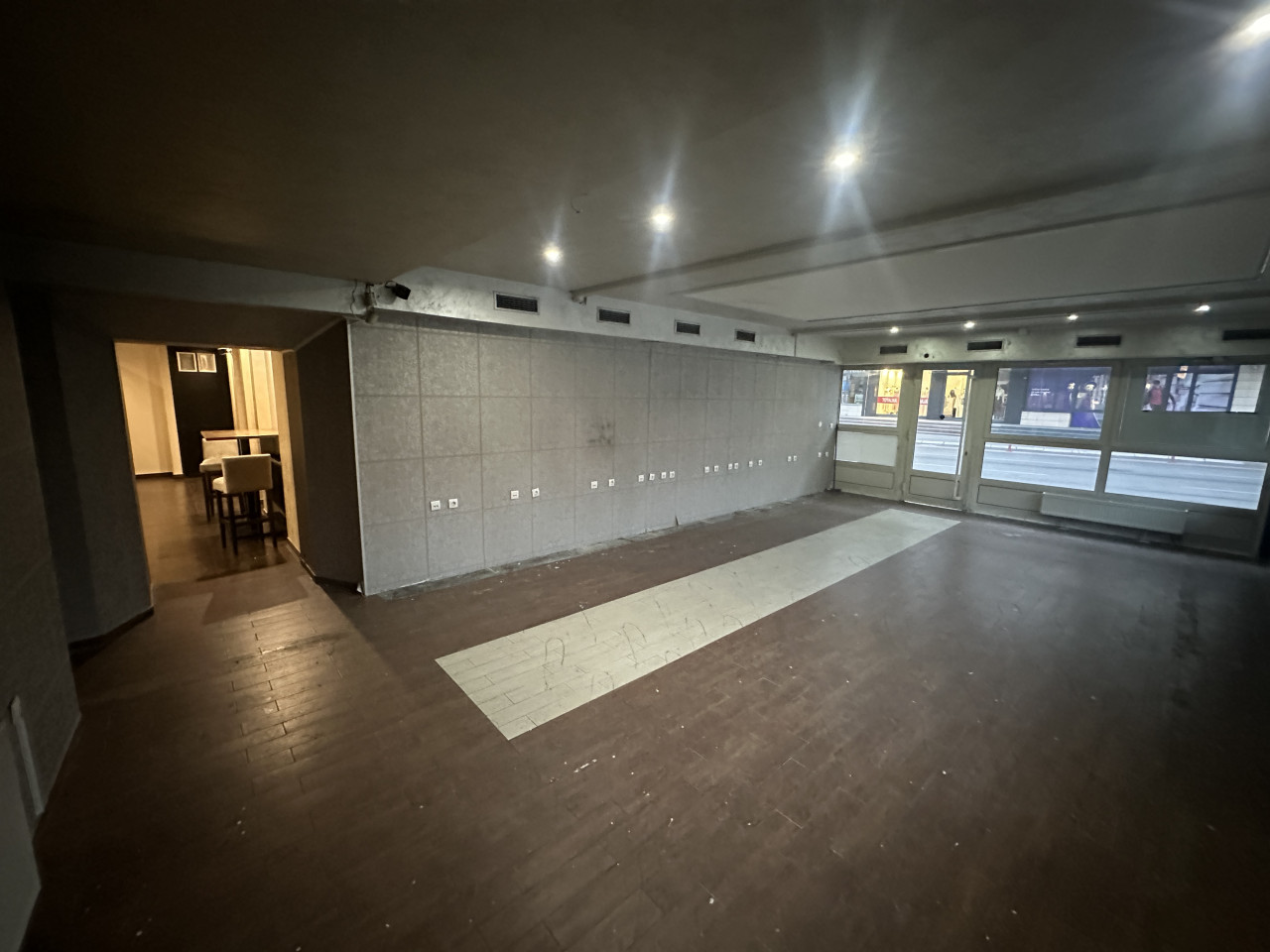 Poslovni prostor - Centar - 150 m2 40