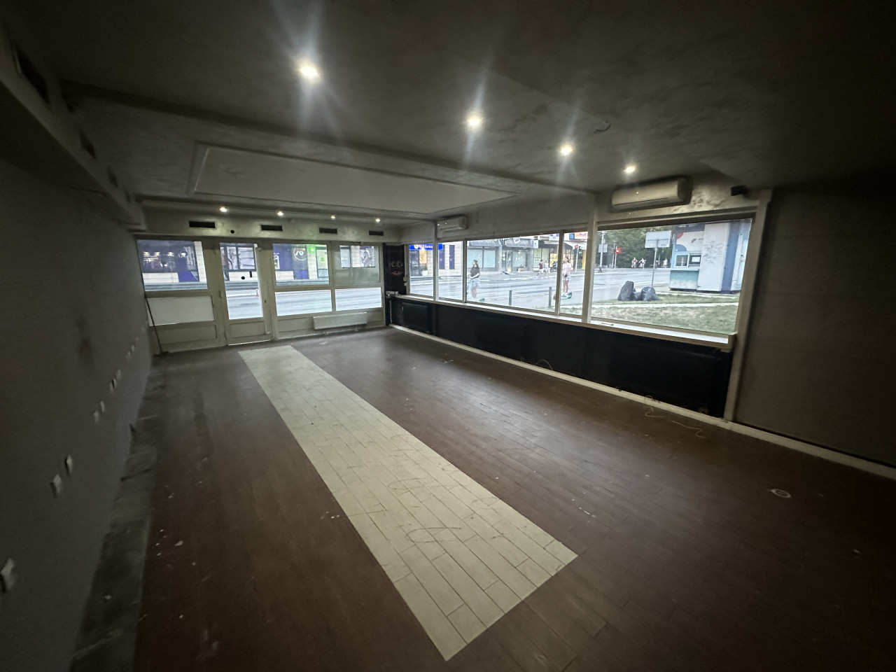 Poslovni prostor - Centar - 150 m2 42