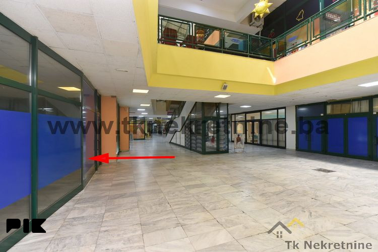 Poslovni prostor površine 27 m2, TC "Sjenjak" 10
