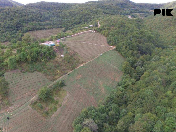 2 parcele sa kućom- Visoko (Gorani) 53000m2 i 11000m2 građevinsko 10