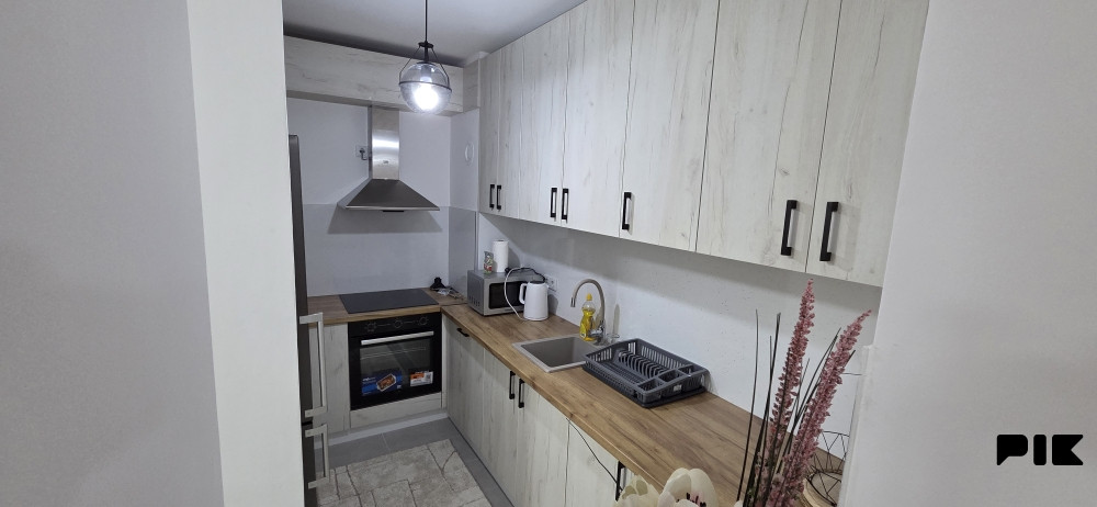 Stanovi i apartmani Živinice, stan namjesten **061412226 7