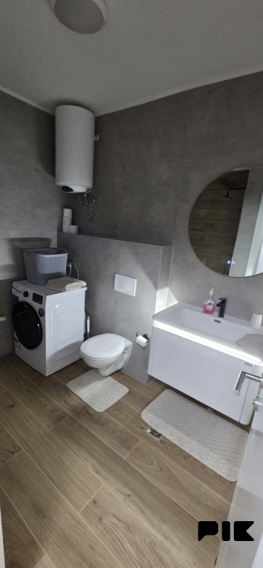 Stanovi i apartmani Živinice, stan namjesten **061412226 9