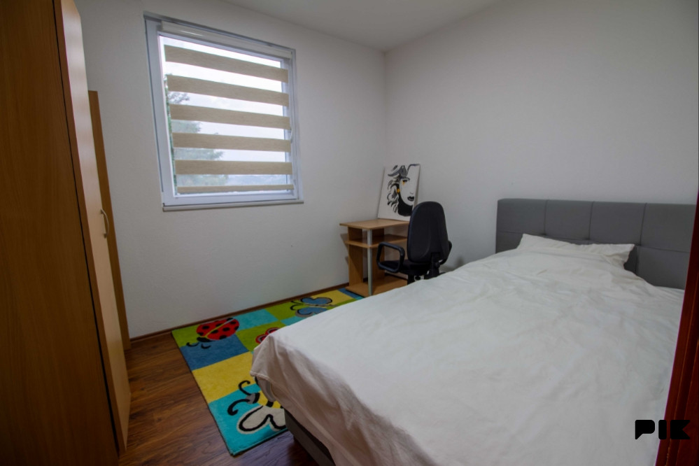 Rajlovac | Kuća velikog potencijala | 250 m2 14
