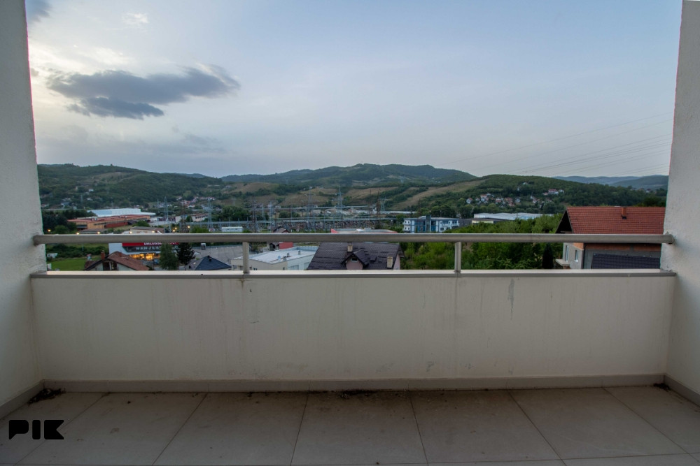 Rajlovac | Kuća velikog potencijala | 250 m2 11