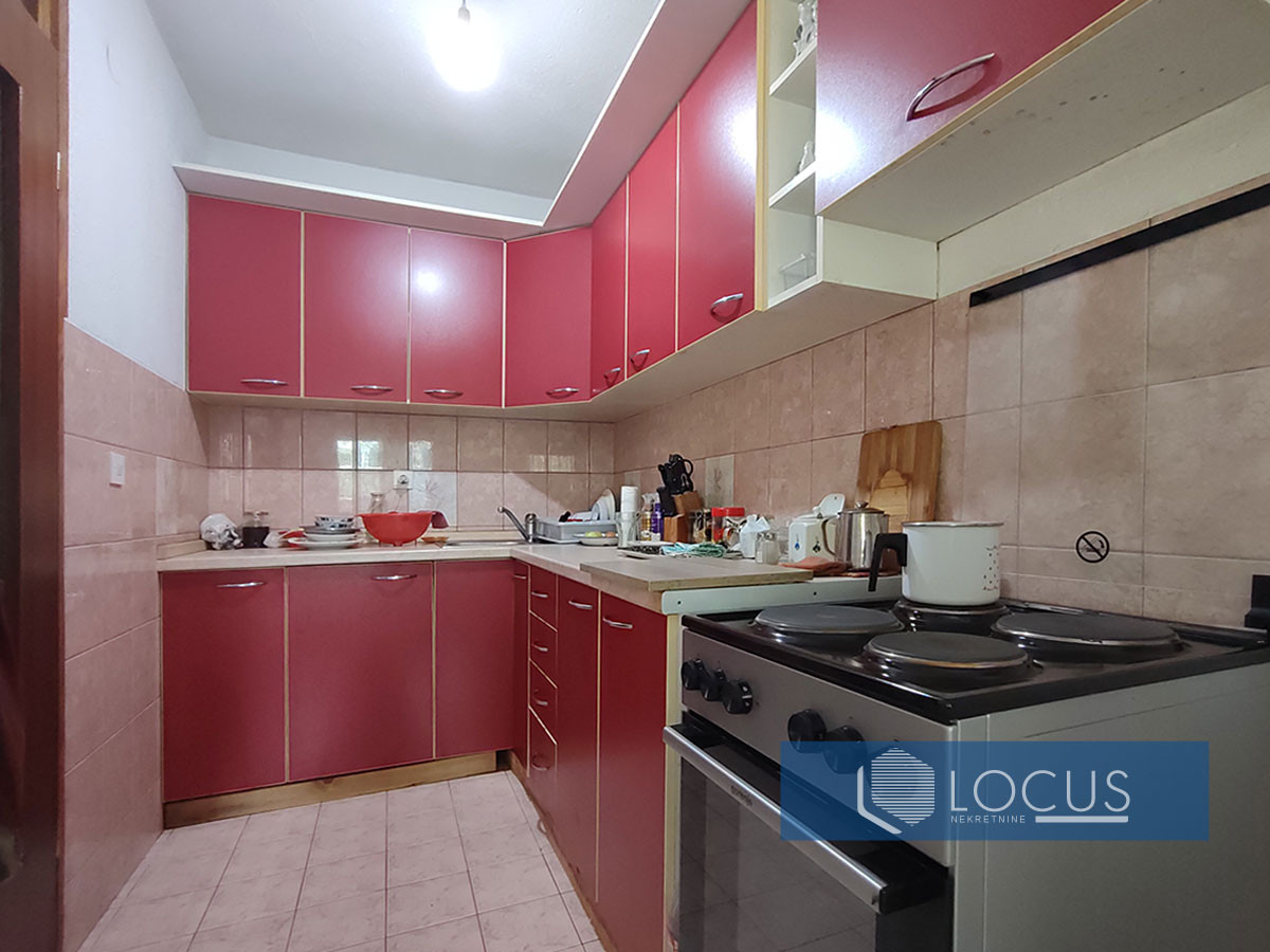 LOCUS prodaje: Kuća u nizu, Sokolović Kolonija, Ilidža 9