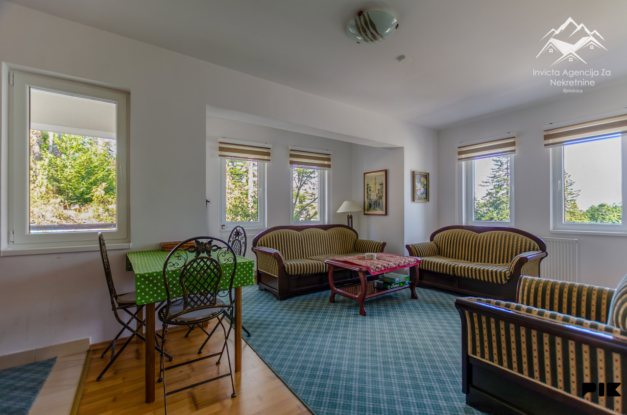 BJELAŠNICA - Dvostrano orijentisan 48m2, DVA BALKONA 2