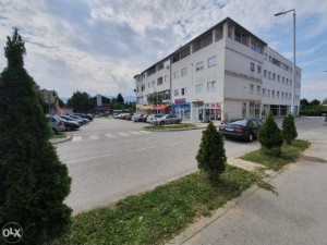 Stan 68m2 Istocno Sarajevo kod autobuske stanice Dobrinja stanovi photo 3