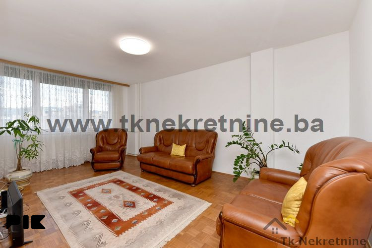 BRČANSKA MALTA - Polunamješten dvoiposoban stan površine 61 m2