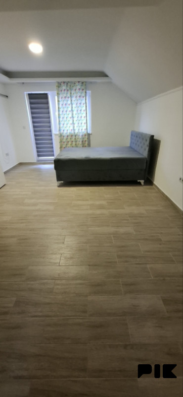 Stanovi i apartmani Ilidža 7