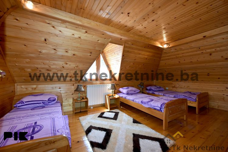 MAČKOVAC - Ekskluzivna vikend kuća u prirodi, izvrsna lokacija 11