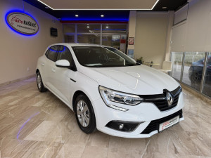 Renault Megane 1.5 DCI 68.000 km 2020 godina