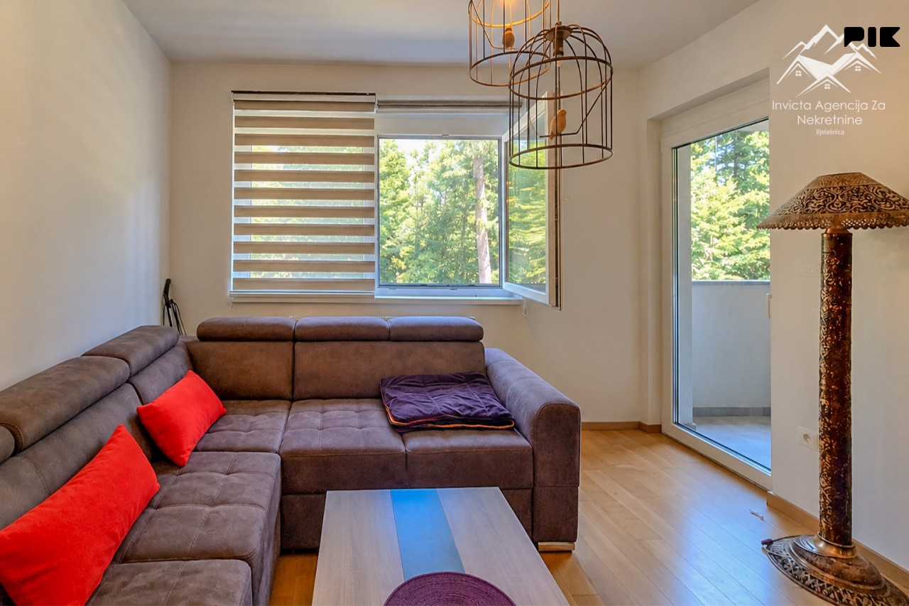 Bjelašnica | Dvosoban apartman 48m2 | Sunčana strana | Balkon | 3