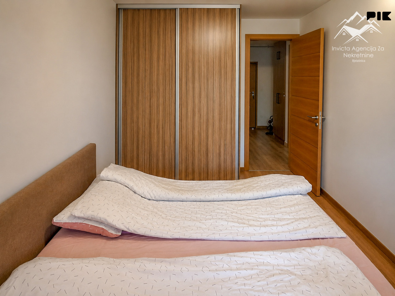 Bjelašnica | Dvosoban apartman 48m2 | Sunčana strana | Balkon | 9