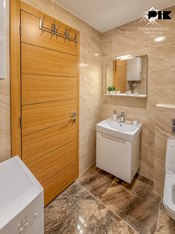 Bjelašnica | Dvosoban apartman 48m2 | Sunčana strana | Balkon | 12