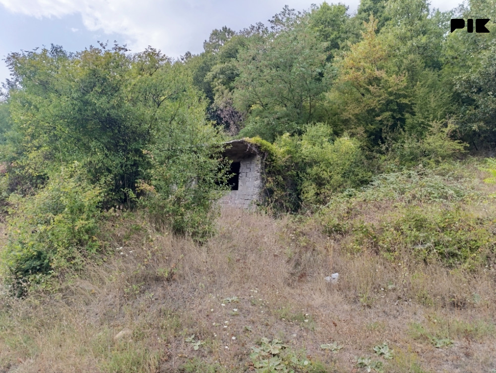 Zemljište Foča Handici ZVATI NA BROJ 061 546 059 2