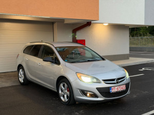 Opel Astra J mod.2014g. 1.7 Cdti 81kw Top Stanje Reg.12/26