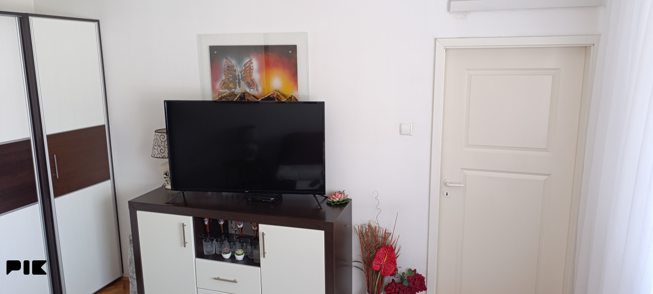 Stan Tuzla 52m2 4