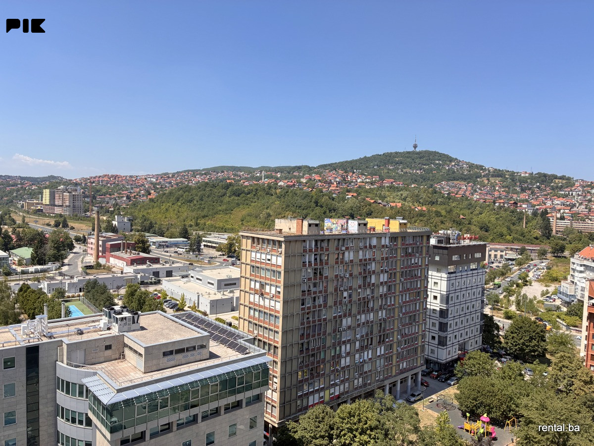 Veći dvosoban stan najam Marijin Dvor Sarajevo 10