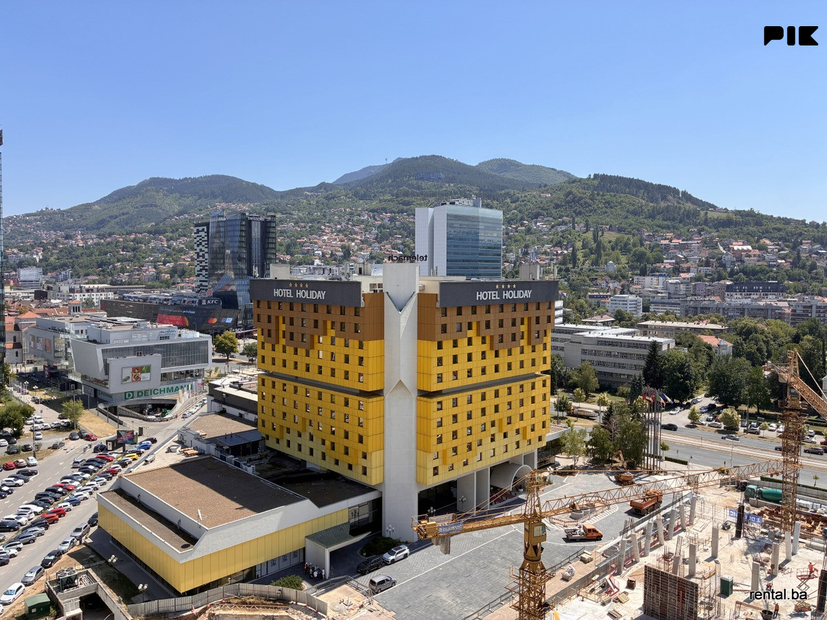 Veći dvosoban stan najam Marijin Dvor Sarajevo 21