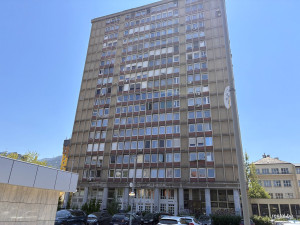 Veći dvosoban stan najam Marijin Dvor Sarajevo