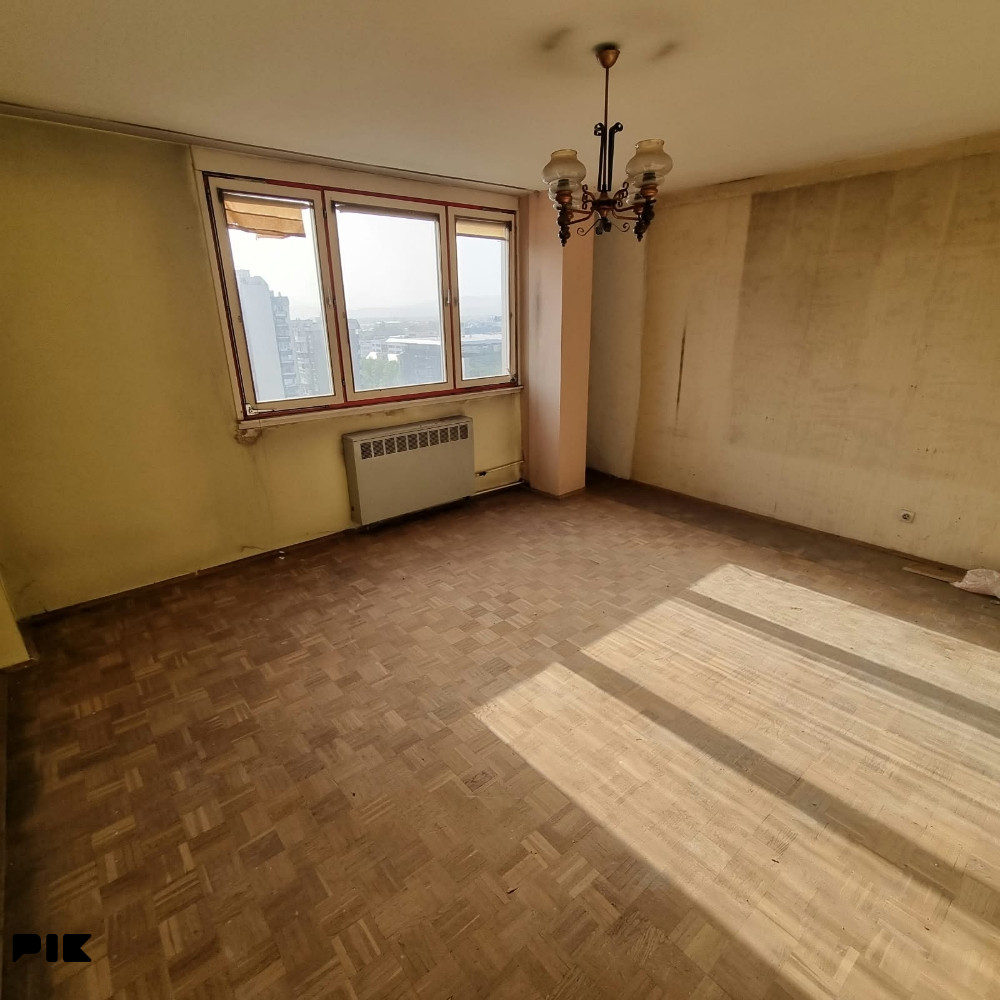 CAPITAL/ Stan A.polje/ 57m2/ Ive Andrića/ 13.sprat 2