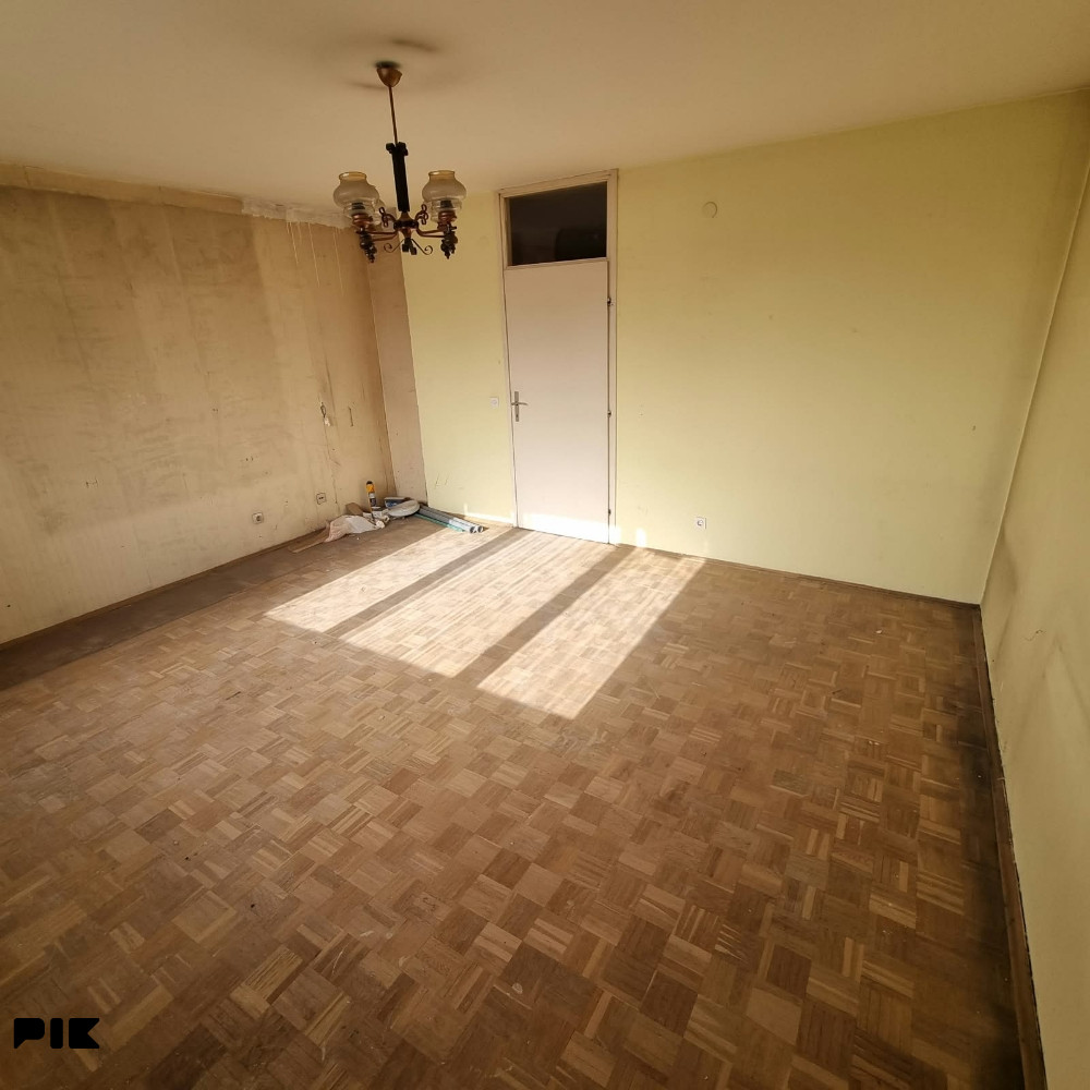 CAPITAL/ Stan A.polje/ 57m2/ Ive Andrića/ 13.sprat 4