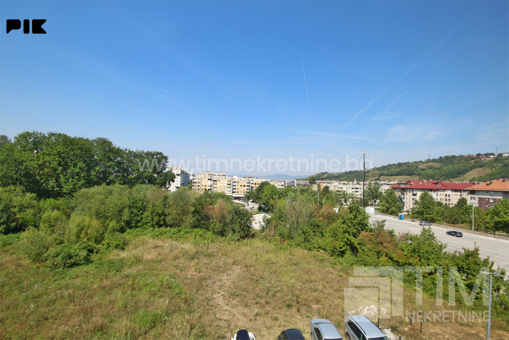 TIM: I. Sarajevo - Dvosoban stan 39m2  3. sprat, balkon 10