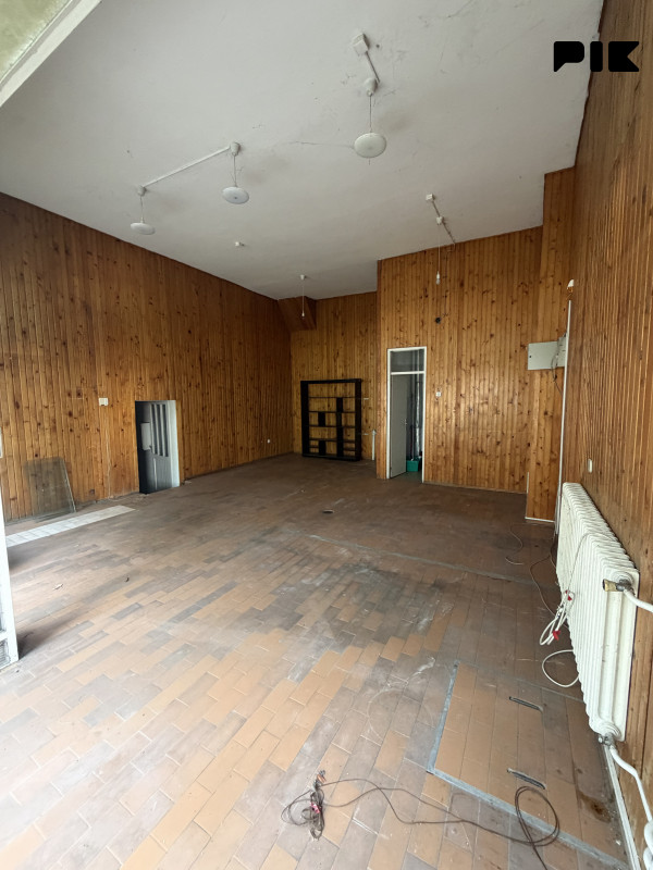 Poslovni prostor 64m2 Lužani Ilidža 7