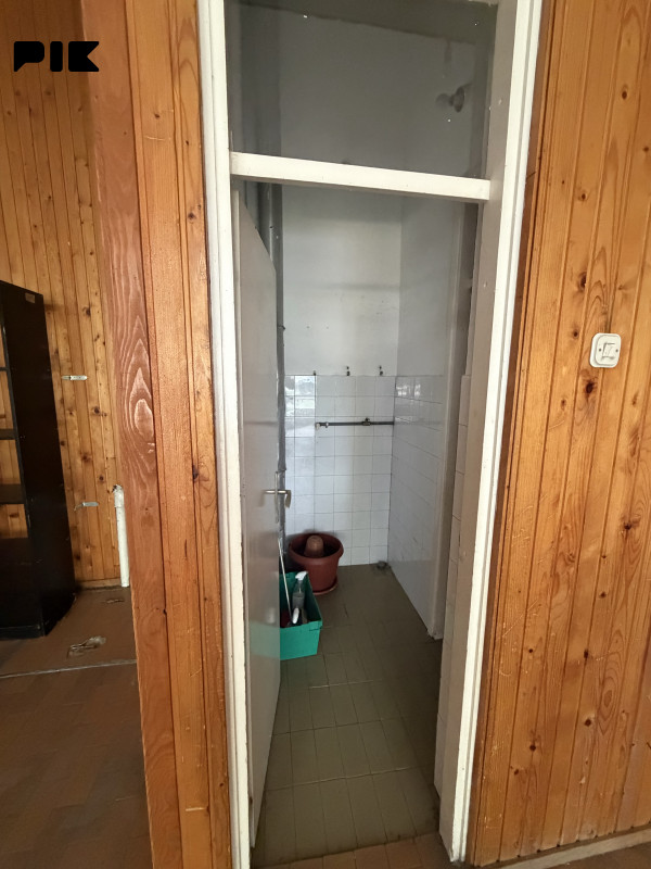Poslovni prostor 64m2 Lužani Ilidža 8