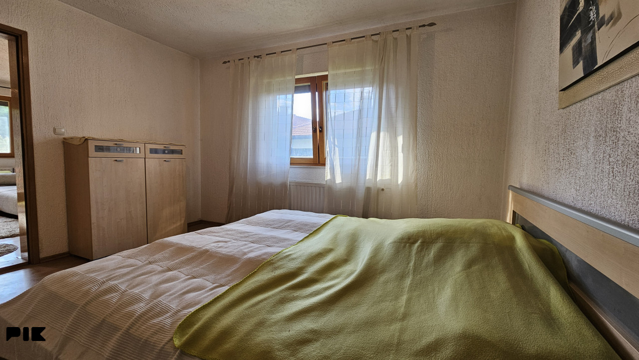 Useljiva kuća sa poslovnim prostorom, Kiseljak 255m2 8