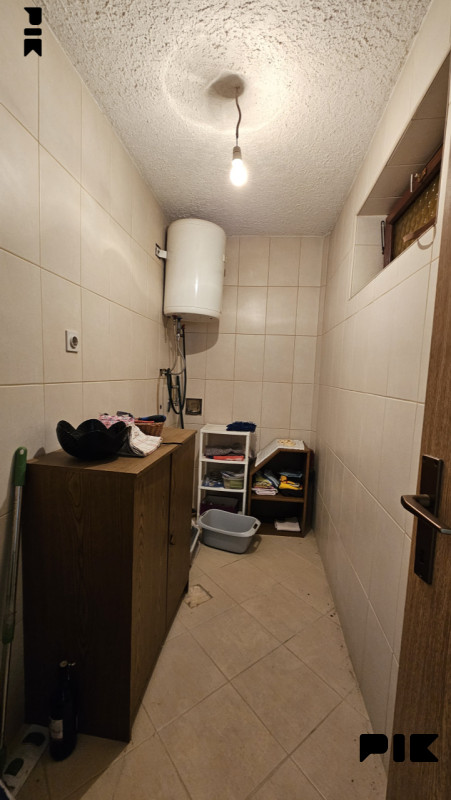 Useljiva kuća sa poslovnim prostorom, Kiseljak 255m2 15