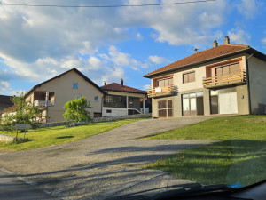 Useljiva kuća sa poslovnim prostorom, Kiseljak 255m2 photo 1